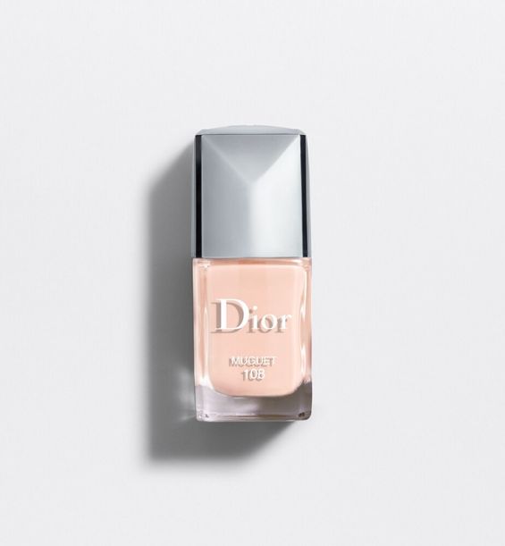 3348901208147_01--shelf-dior--vernis-couture-color-gel-shine-long-wear-nail-lacquer