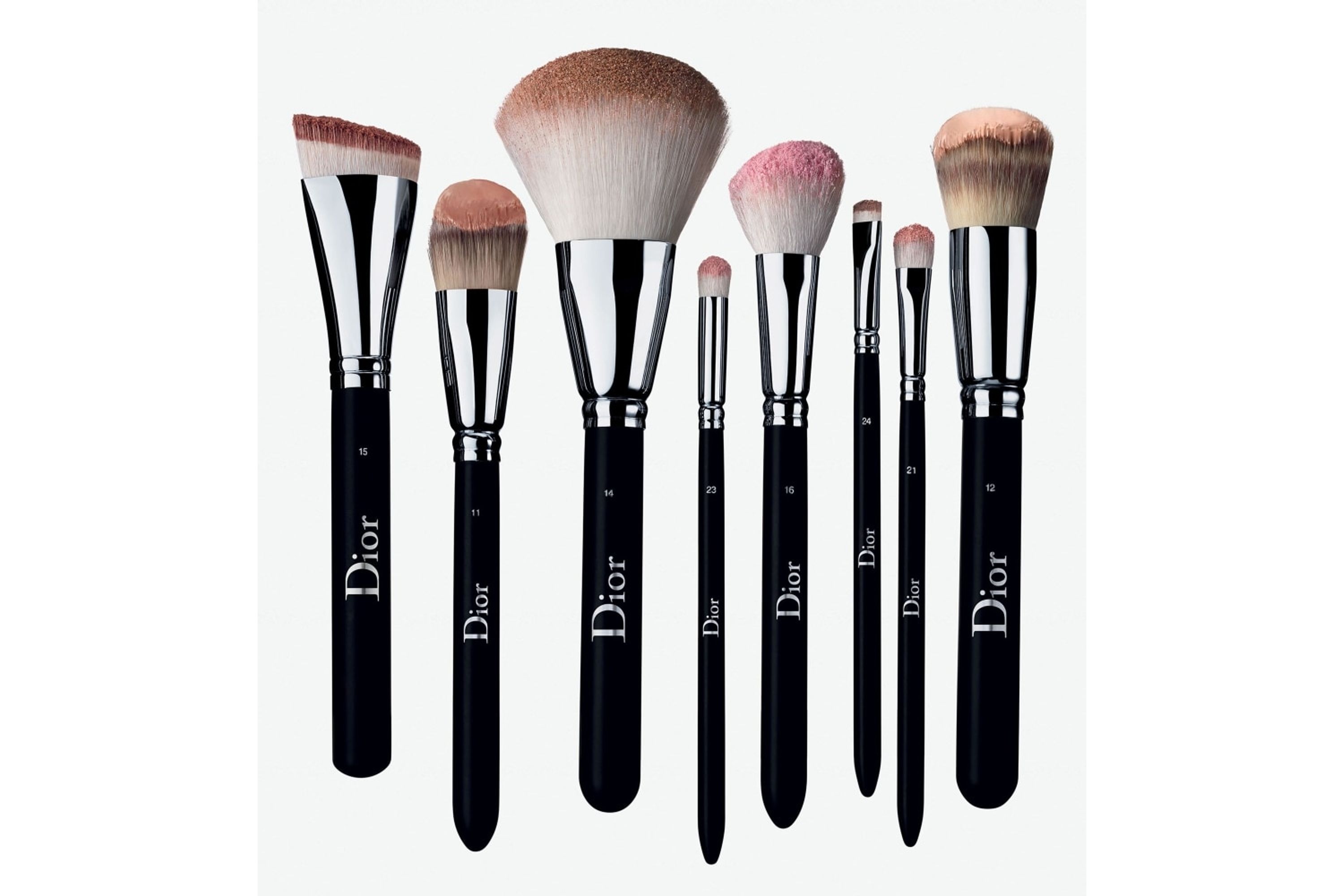 DIOR BACKSTAGE CONTOUR BRUSH N°15 pincel para contorno nº 15 DIOR Dior