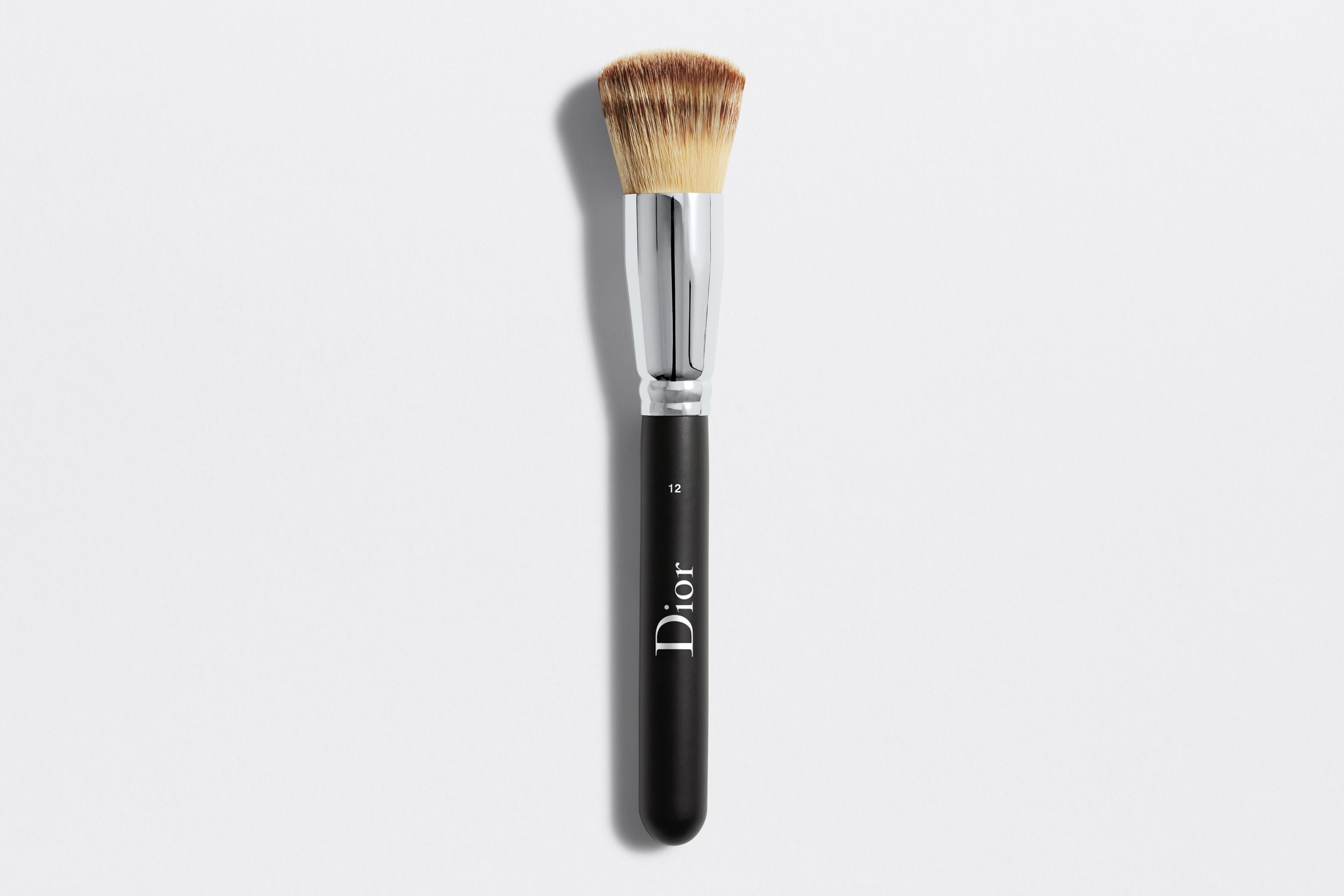 DIOR BACKSTAGE FULL COVERAGE FLUID FOUNDATION BRUSH N° 12 pincel para
